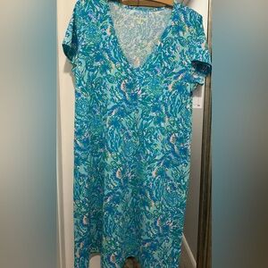 Large Lilly Pulitzer, Etta short sleeve dress in “surf blue coral of the story”.